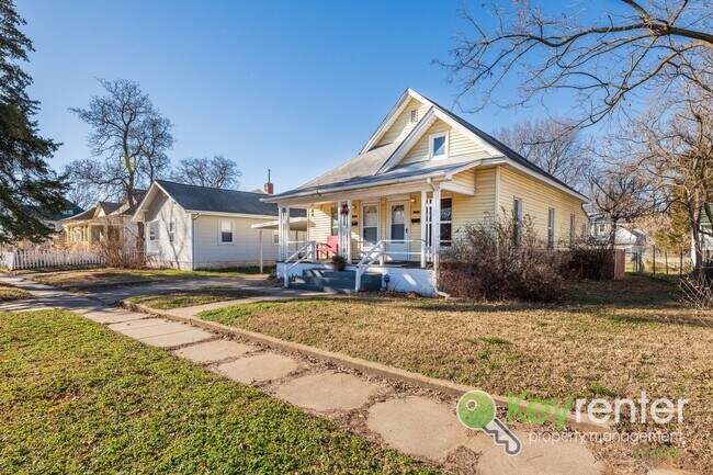 Photo - N Jefferson Duplex Unidad 1229