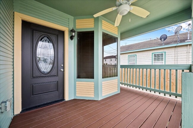 Photo - 708 E 32nd St