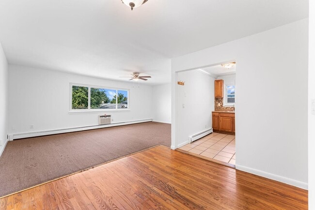 Building Photo - 706 Liberty Ave Unit 2