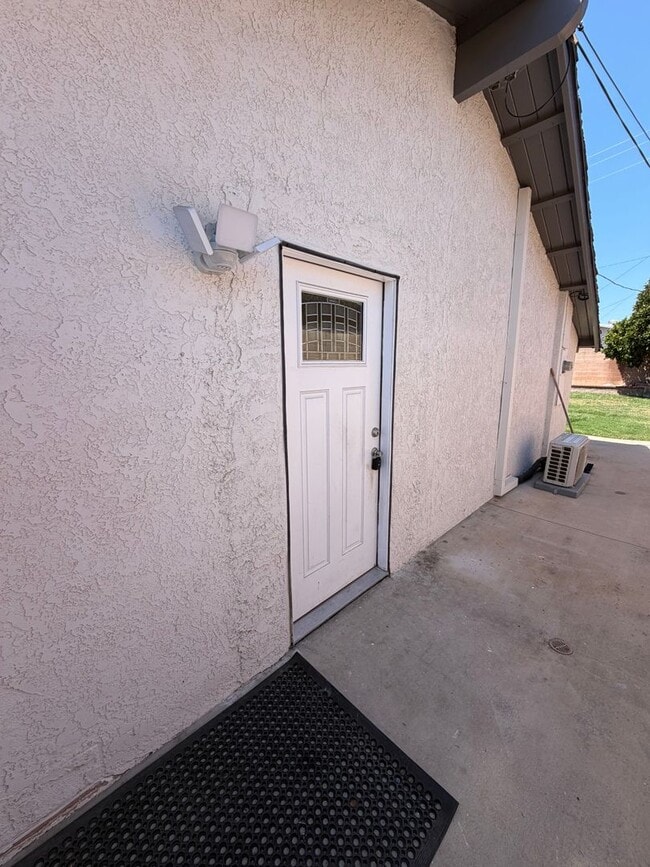 2979 Amarillo Ave