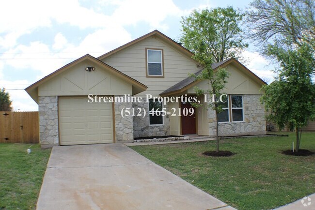 Building Photo - Beautiful 4 bedroom, 2 1/2 bath that backs... Rental