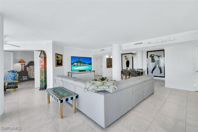 Photo - 4041 Gulf Shore Blvd N Unit 907