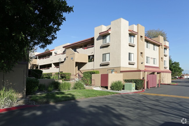 Photo - East Rancho Verde Village