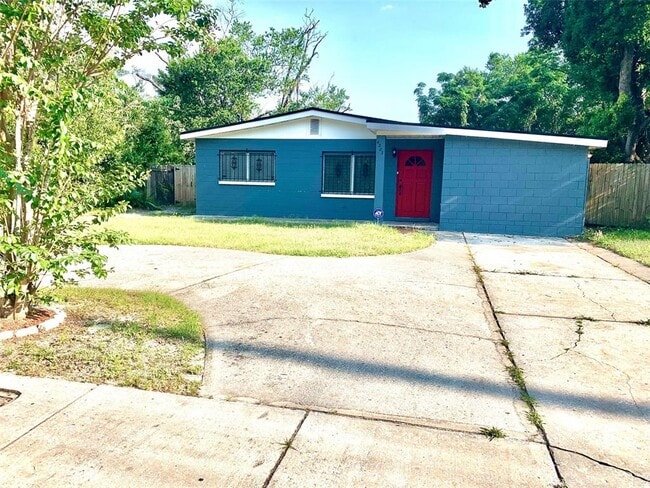 Building Photo - 4203 E Yukon St Rental