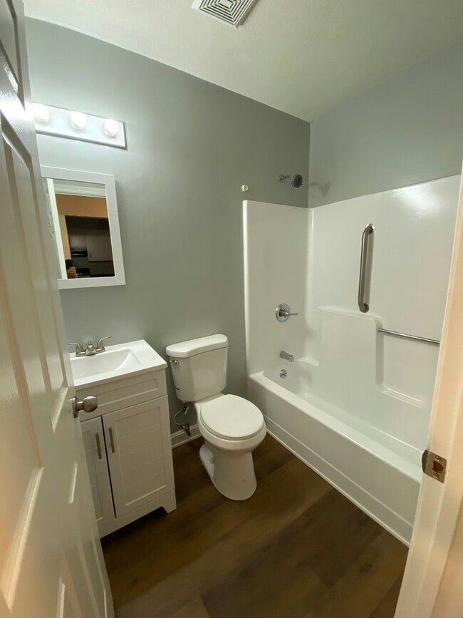 Photo - 11 RiverBend Dr Unit 27-2