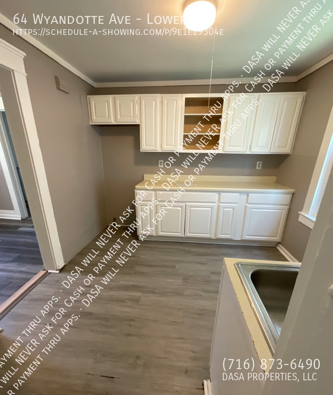 64 Wyandotte Ave Unidad Lower