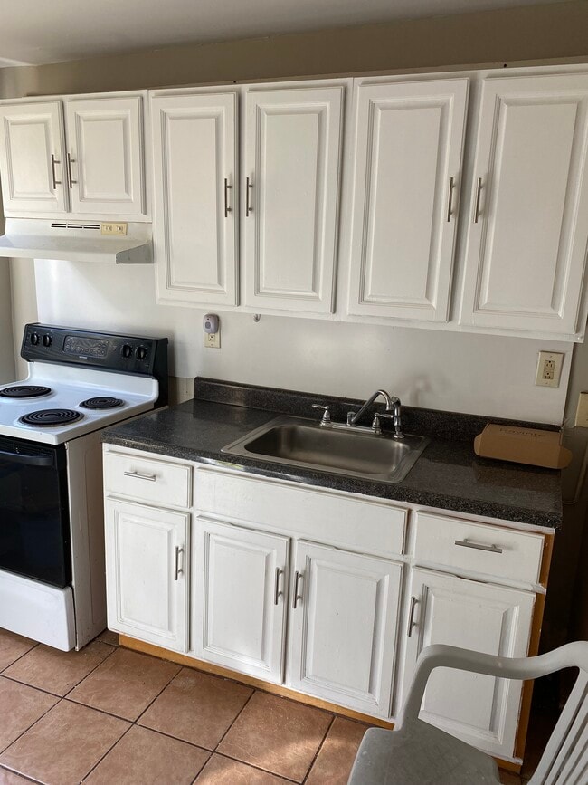 Building Photo - 4210 Powelton Ave Unit First Floor Rental