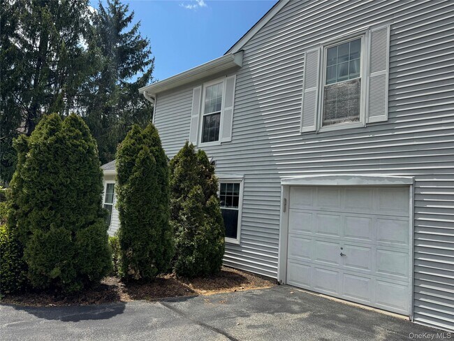24 Olde Wagon Rd