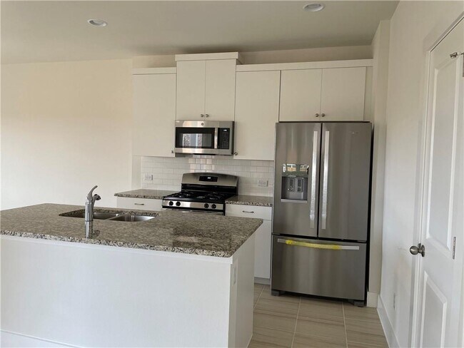 Photo - 526 White Steppe Way