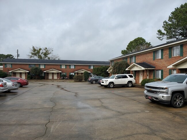 Townhomes@2001