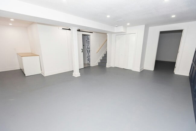 Photo - 1515 W 2nd St