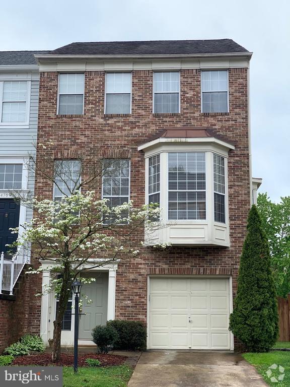Building Photo - 47692 Sandbank Square Rental