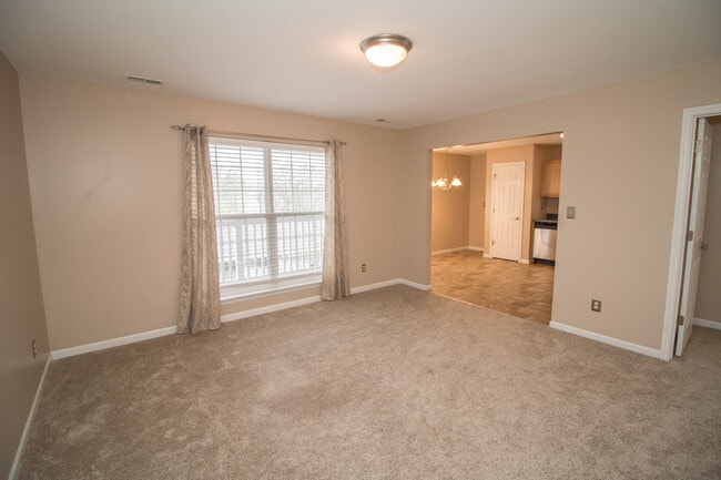 Photo - 406 S Church St