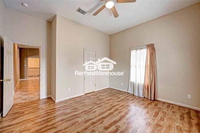 Photo - 5027 Creekmont Dr