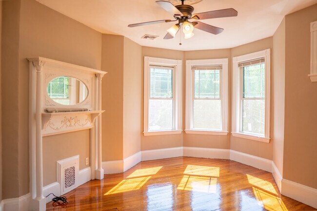 Photo - 1 Parker Hill Ter