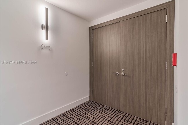 Photo - 3737 Collins Ave Unit S-203