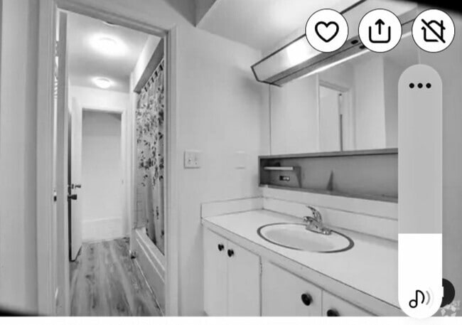 Building Photo - 3425 S 176th St Unit Condo