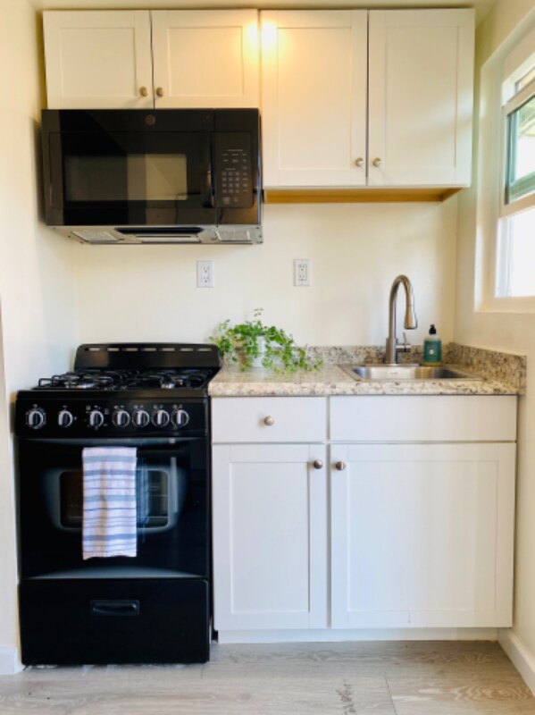 Photo - 530 2nd Pl Unidad B (Furnished)