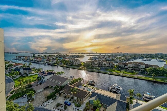 Building Photo - 5950 Pelican Bay Plaza S Unit 2D Rental