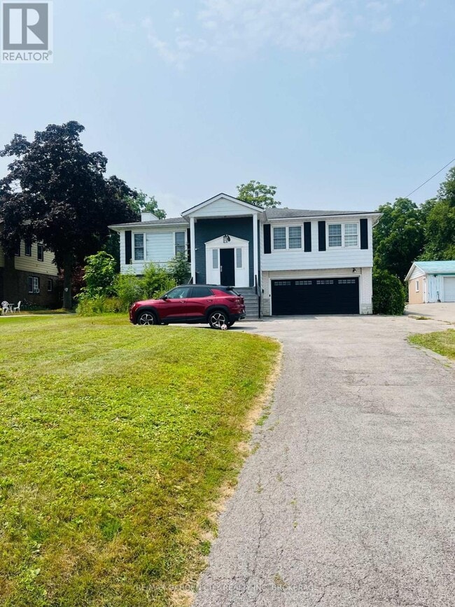 Photo - 431 Niagara Blvd