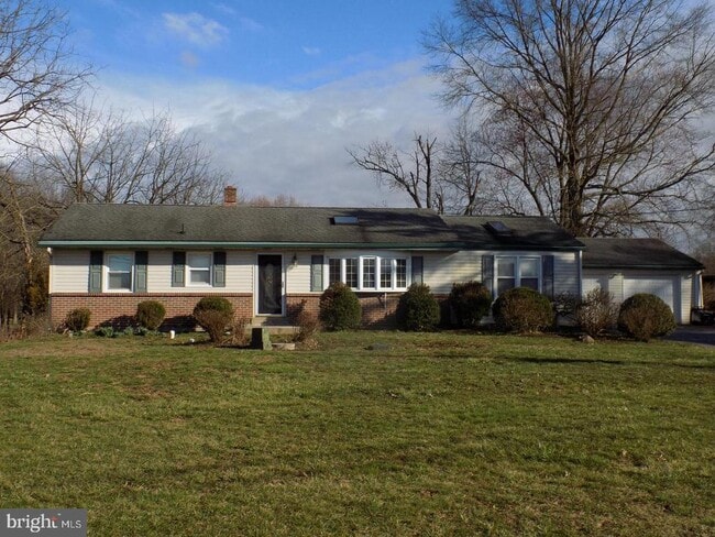 3168 Middle Creek Rd