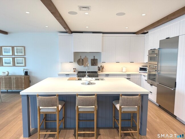 Photo - 111 Rowayton Ave Unidad 201