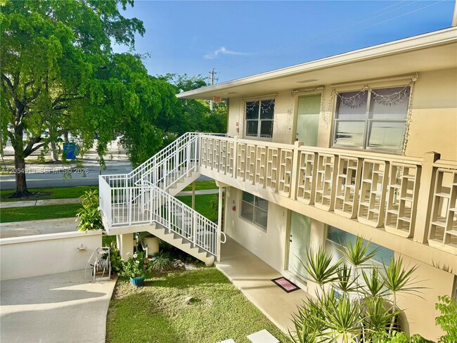 Photo - 3500 Harrison St Unit 12