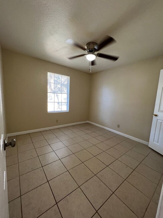 Photo - Newly refreshed 2BD/2BA duplex in Eagle Lake, TX.