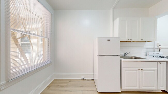 507 Taylor St Unit 208