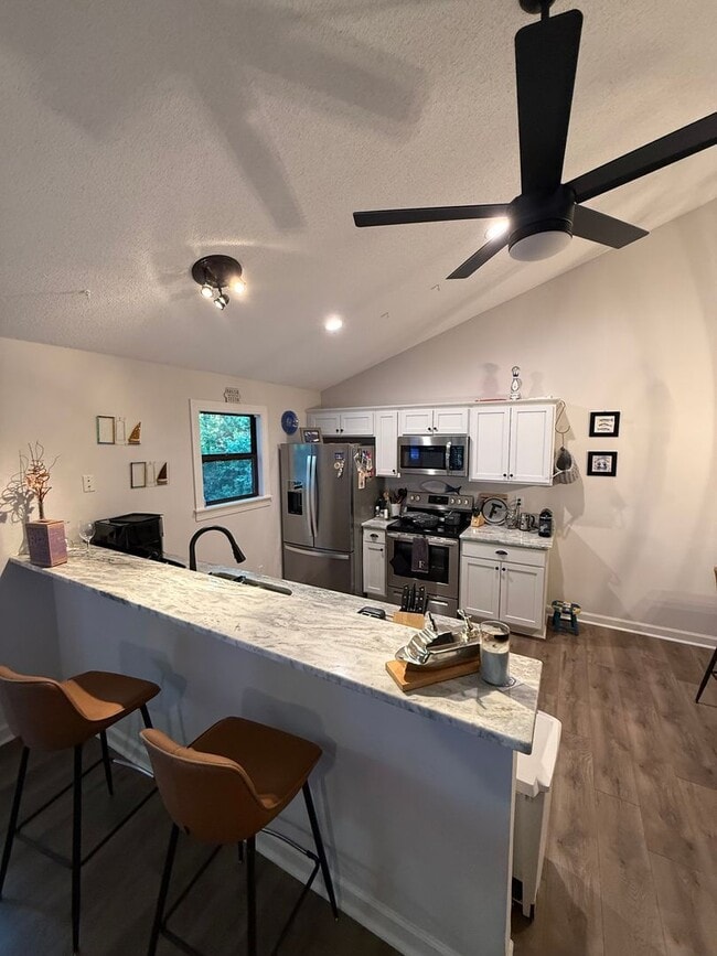 Photo - 4104 Cheney Pl