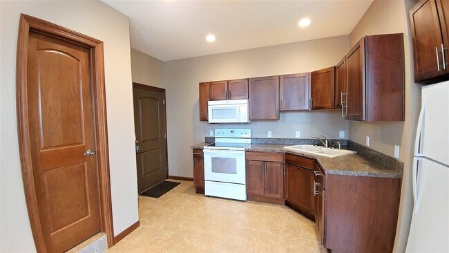 Photo - eld105 Unit Apt 03