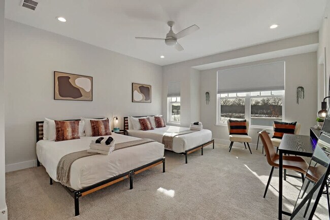 28415 Torch Pkwy Unidad SI ID1502222P