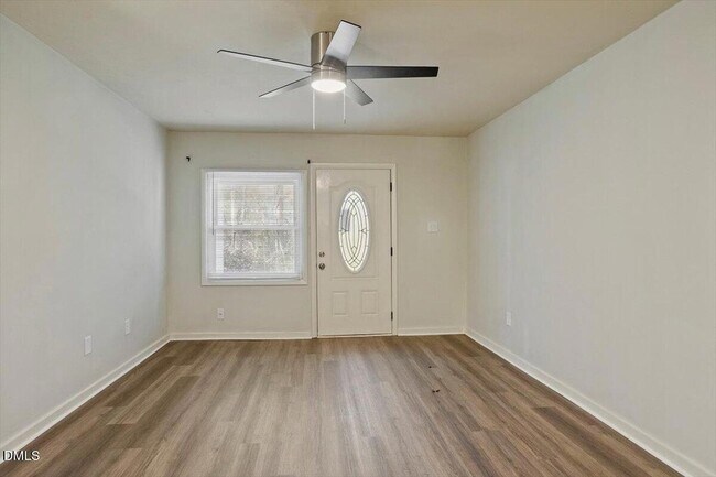 Photo - 7124 Longstreet Dr