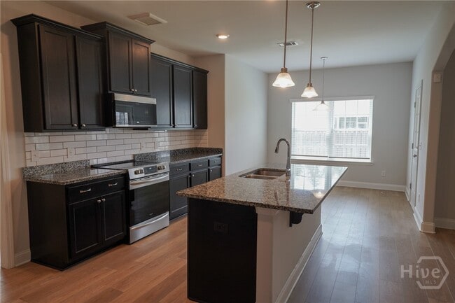 Photo - 6 Walkers Cay Ct