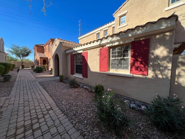 Photo - Apply Here www.realty480pm.appfolio.com/listings