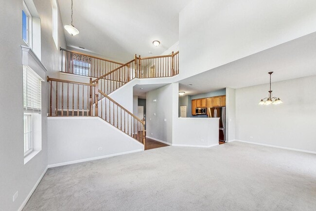 3211 Ronan Dr