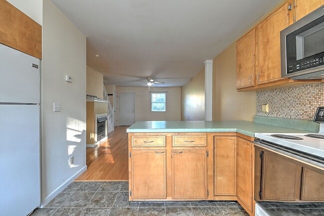 Photo - 2305 S Greenwood Dr