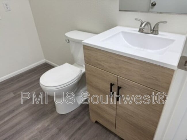 Photo - 405 Anna Cir Unidad A