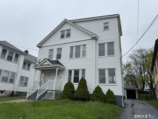 Building Photo - 94-96-96 Thomaston St