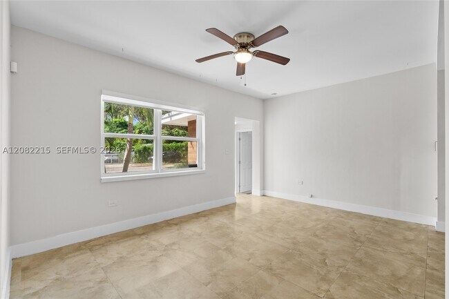 Photo - 175 NW 121st St