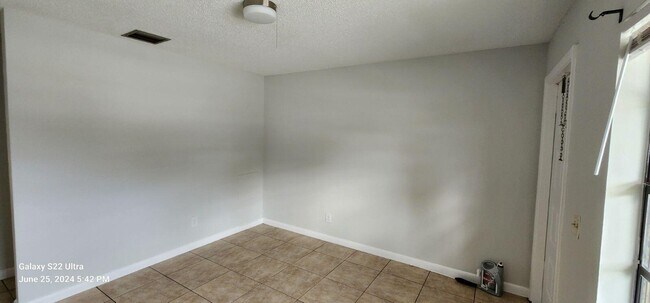 Photo - 510 Wisteria Ave