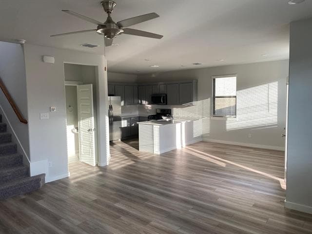 Photo - 2830 Robertson Wy