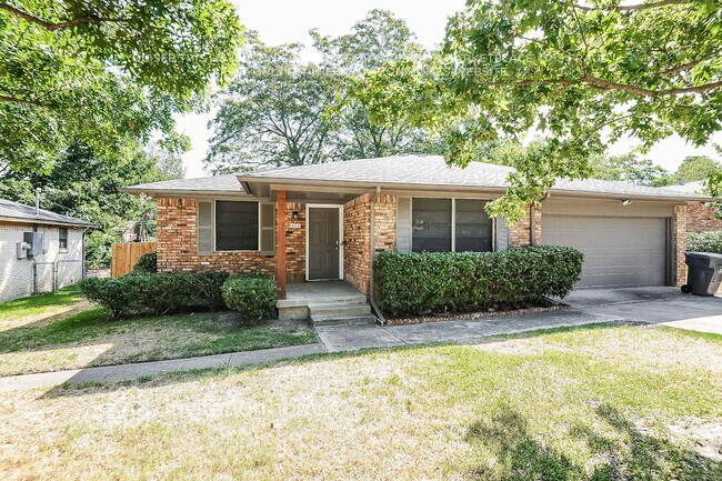Photo - 8514 Sweetwater Dr