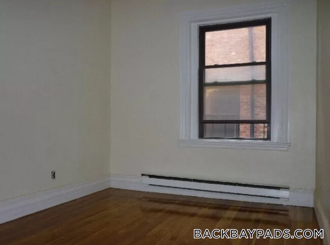 Photo - 913 Boylston St Unit 4