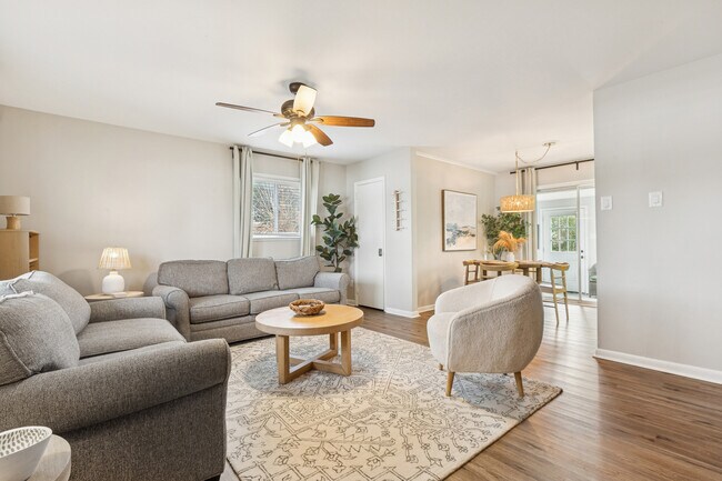 Photo - 616 Lemaster Ave