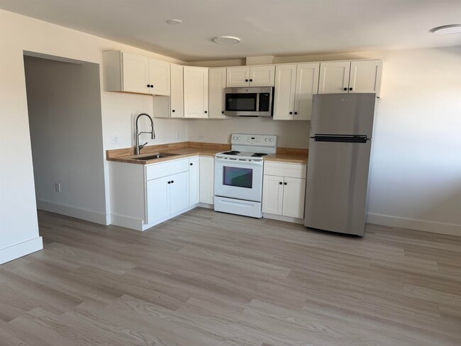 Photo - 473 Maple St Unidad 1