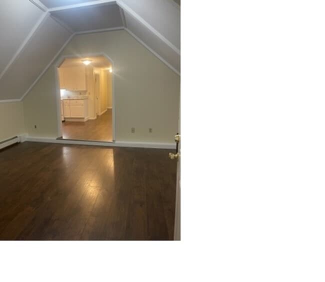 Building Photo - 45 St Albans Rd Unit 3