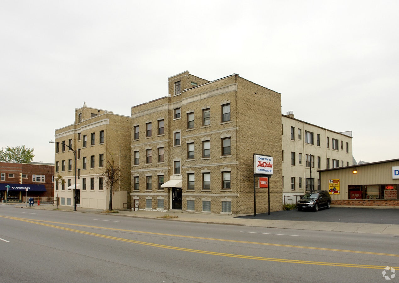 The Towers - The Towers Apartments