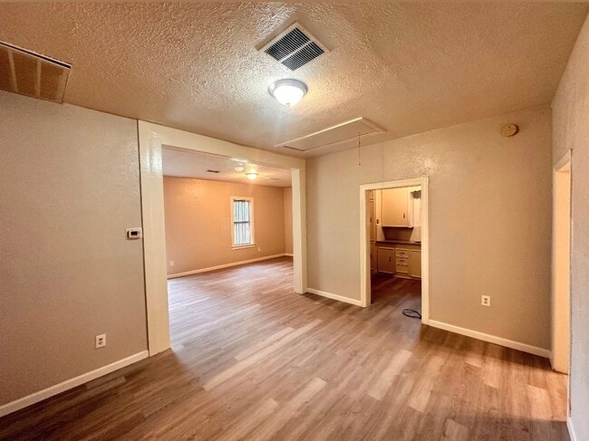 Photo - 330 Gordy Rd