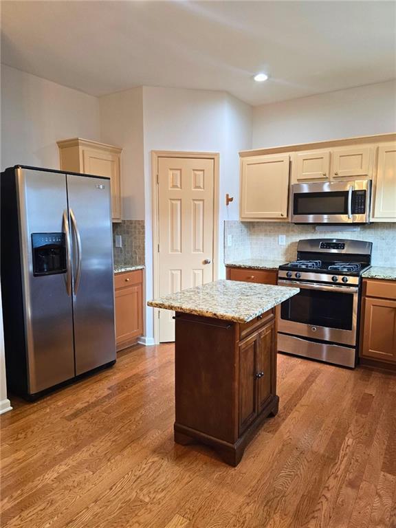 Photo - 1934 Dilcrest Dr